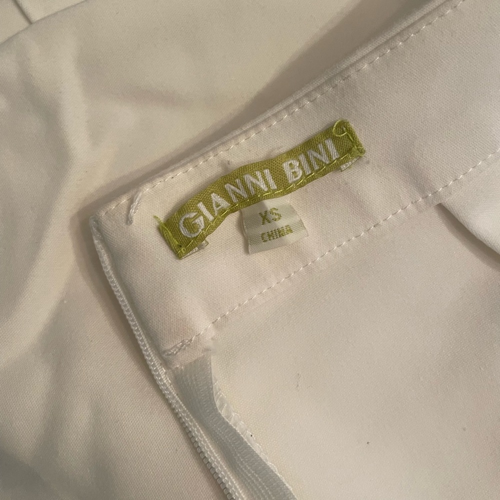 Gianni Bini Envelope Skirt - Picture 5 of 5